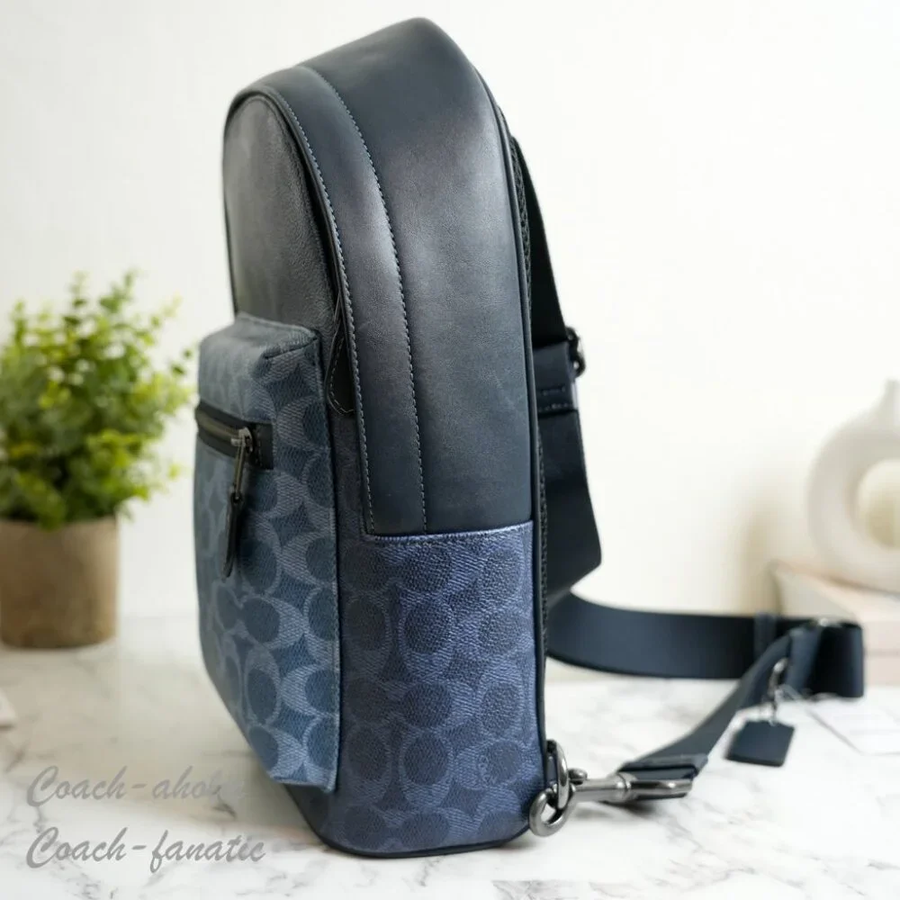 NWT Coach CBI92 West Pack In Blocked Signature Canvas Denim/Light Denim